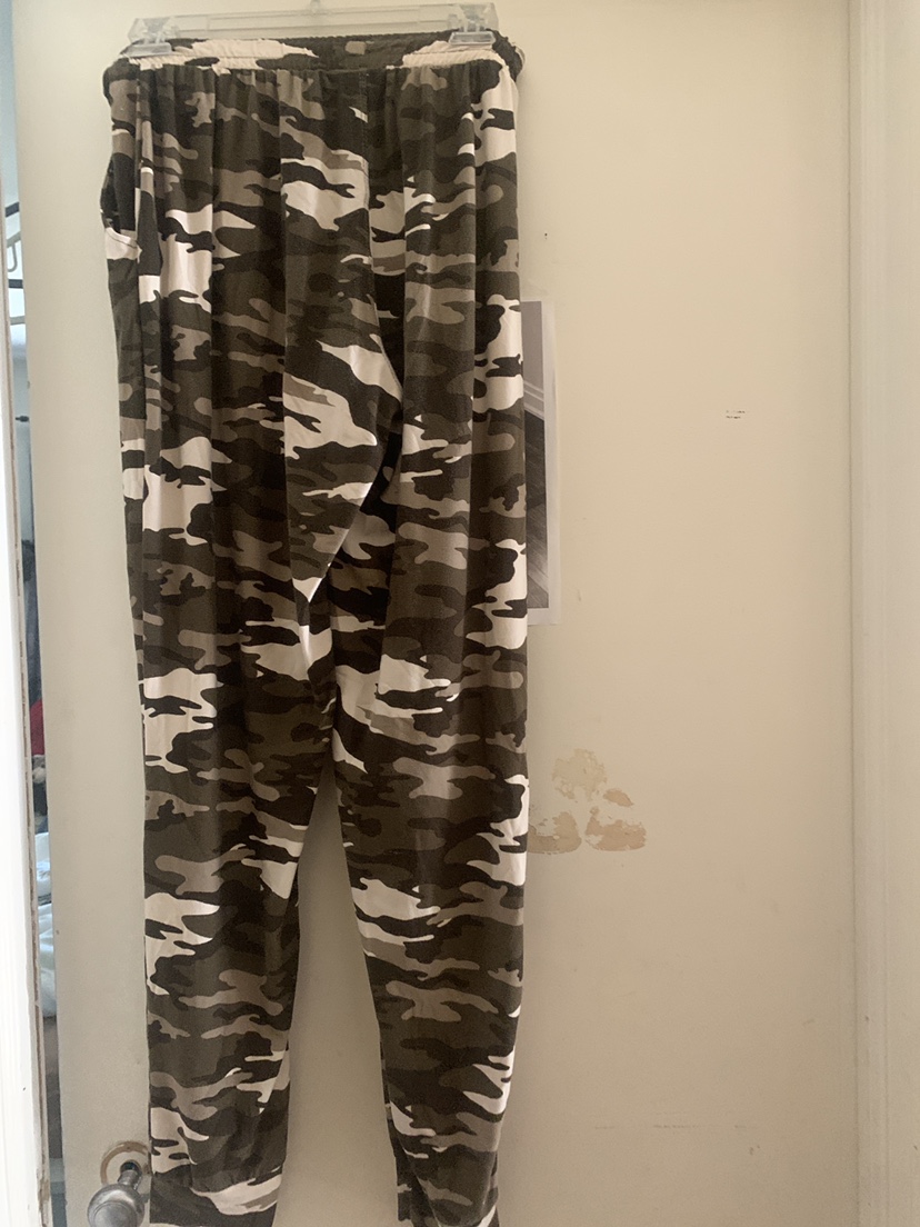 Ardene Camo Jogger Pants