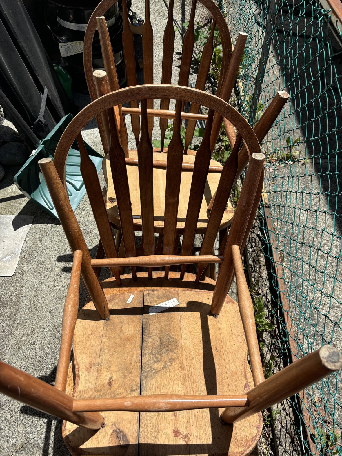 Set of 4 Wooden Chairs and Table - photo 2