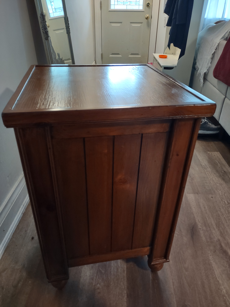Wooden Nightstand - photo 3