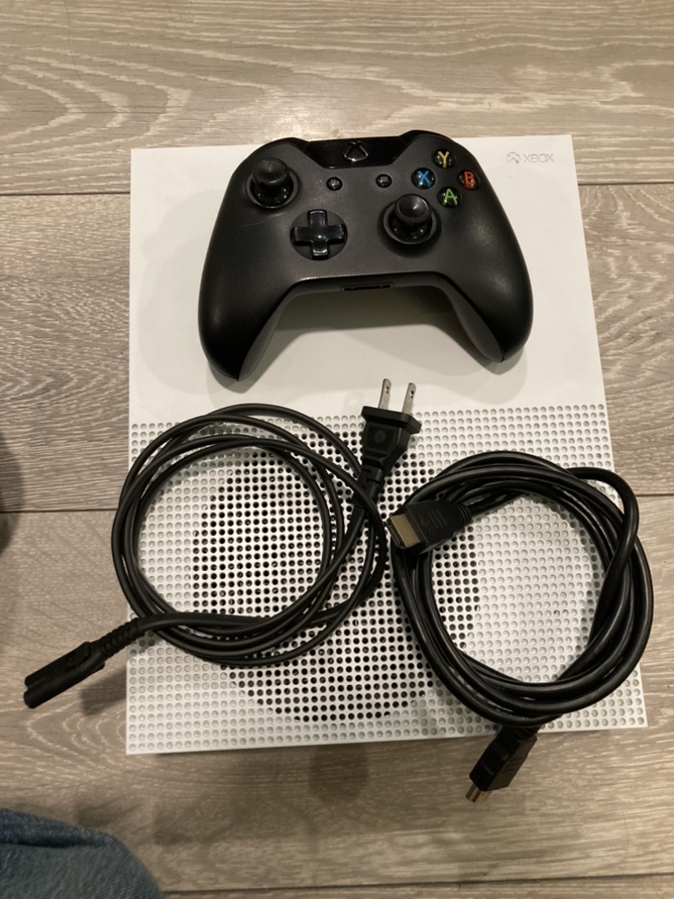 XBOX ONE S - photo 2