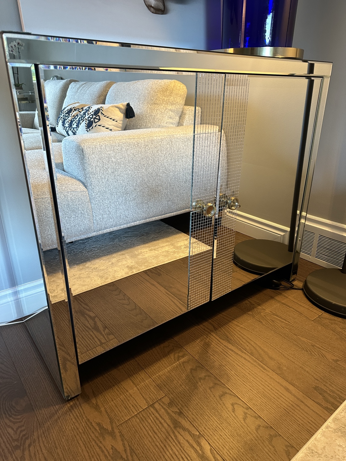 Mirrored cabinet for living room