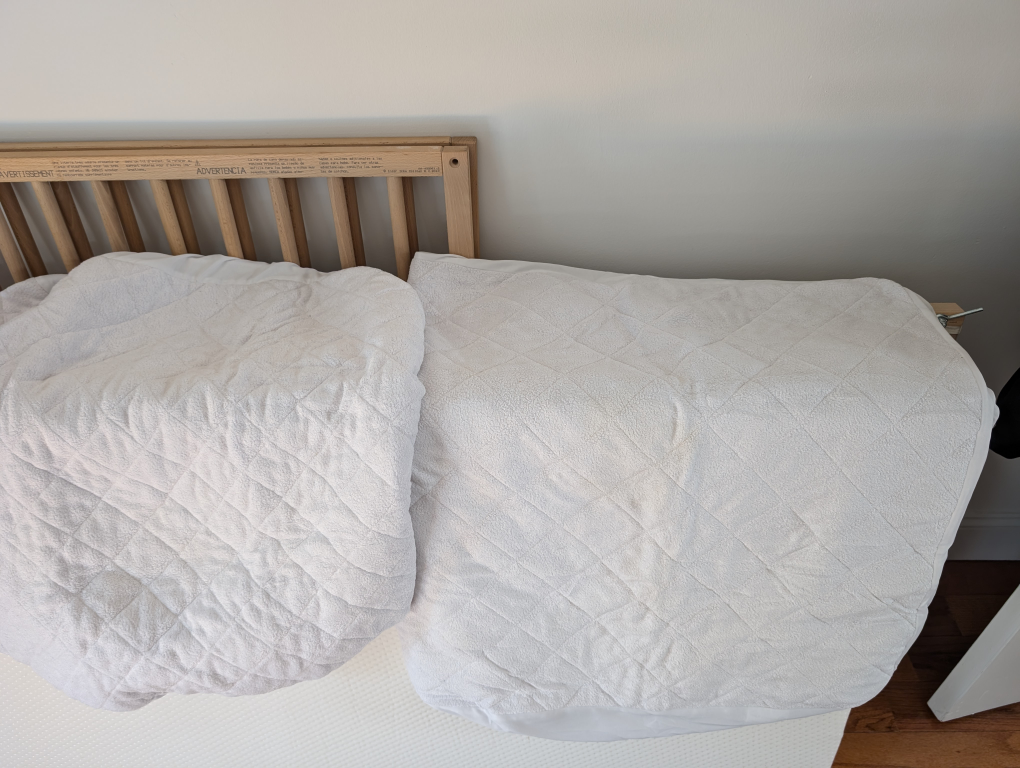 IKEA SNIGLAR Baby Crib with Mattress - photo 4