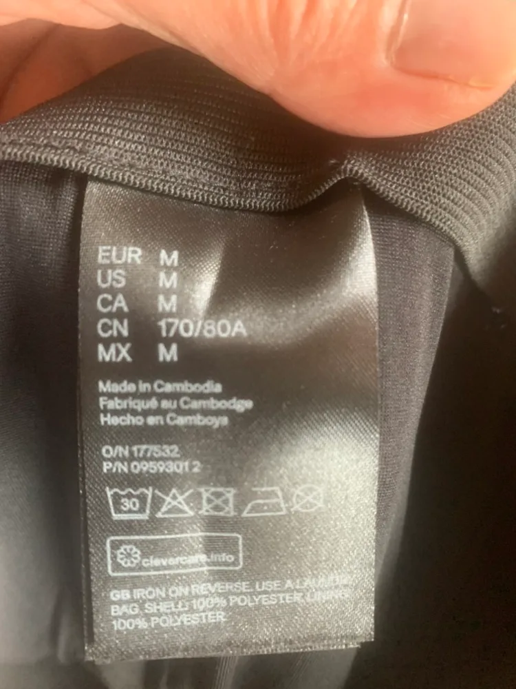 H&M Black Sequin Skirt image indicator(6)