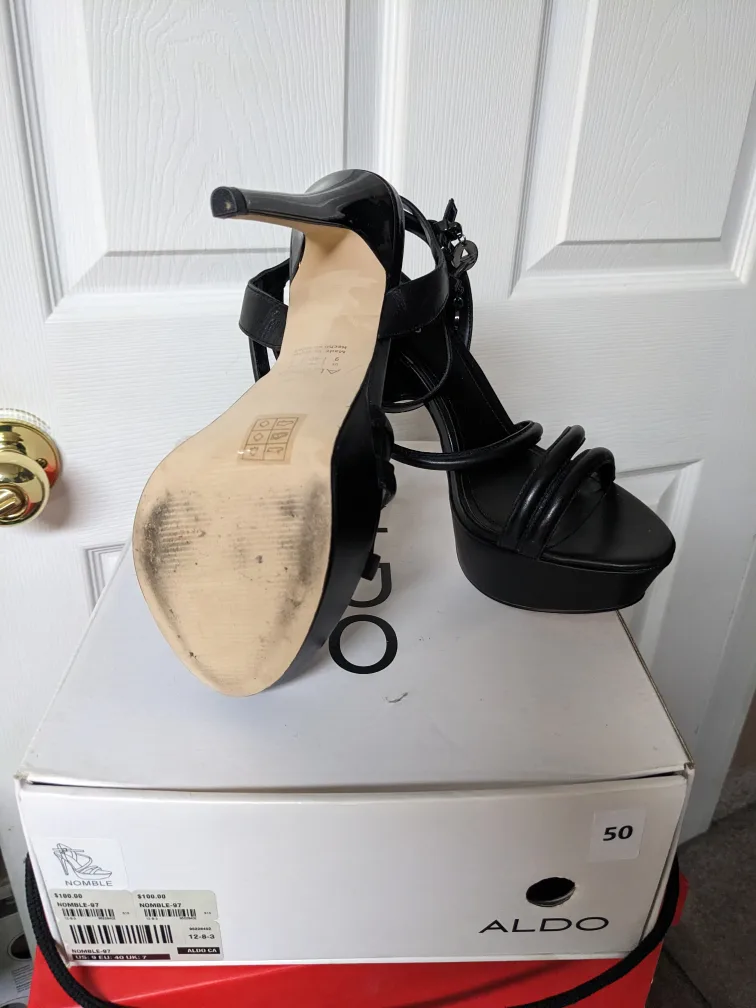 Aldo Black Platform Heels image indicator(3)