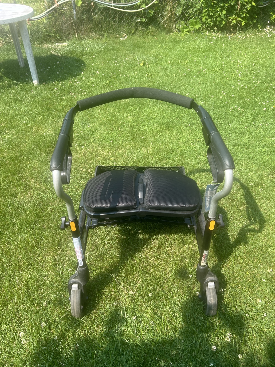 Senior Foldable Walker - photo 3