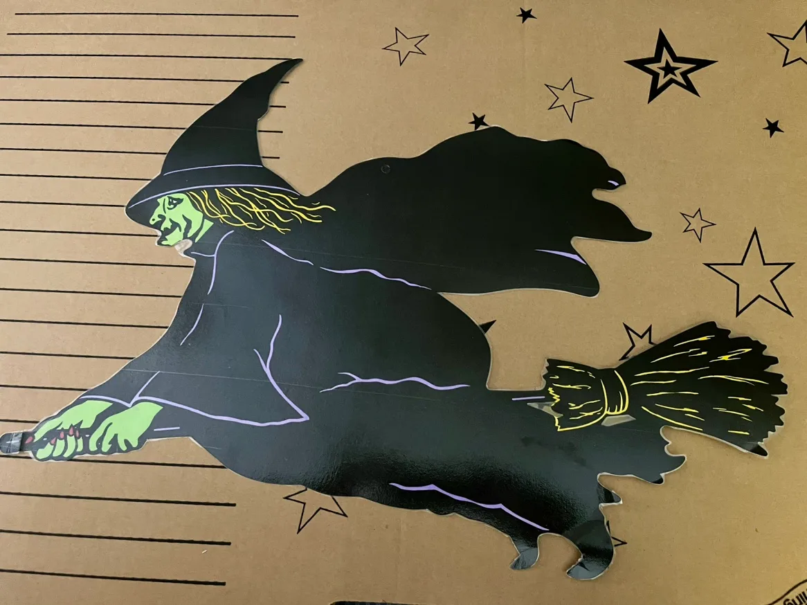 HALLOWEEN DECALS, DOOR COVER AND FALL LEAVES image indicator(8)