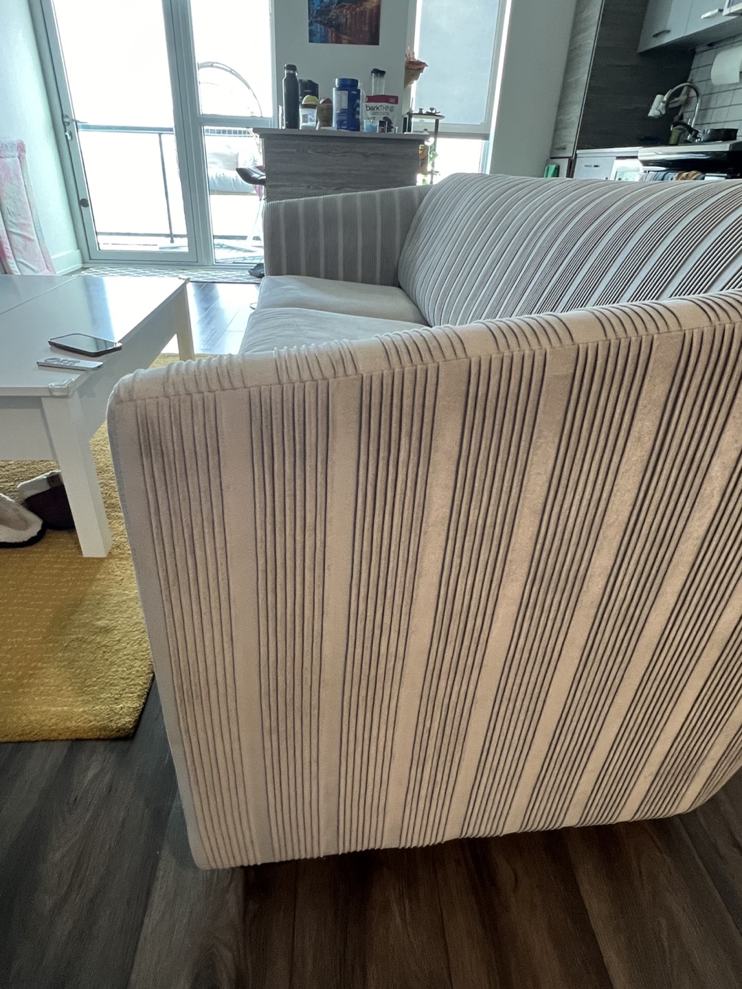 GREY PLEATED VELVET sofa - photo 3