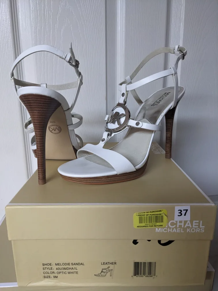 Michael Kors Melodie Sandal image indicator(2)