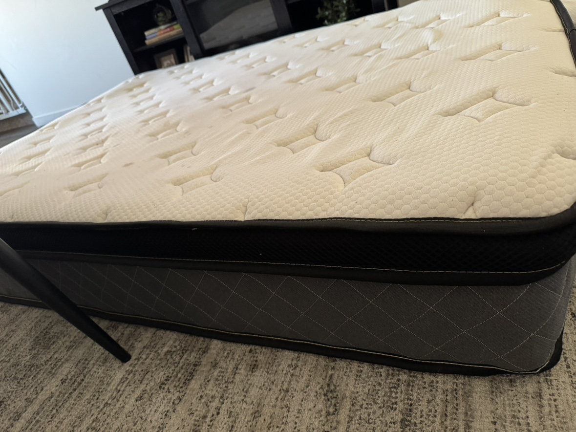 Double mattress - photo 3