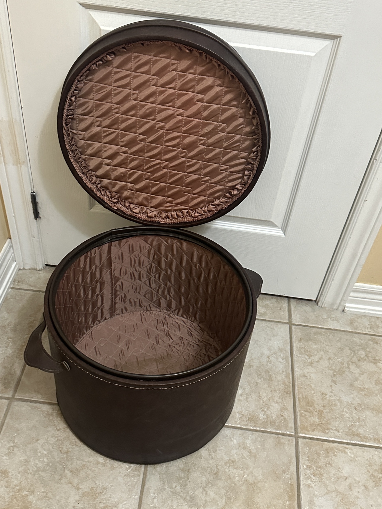 Storage Ottoman,coffee table,side table - photo 2
