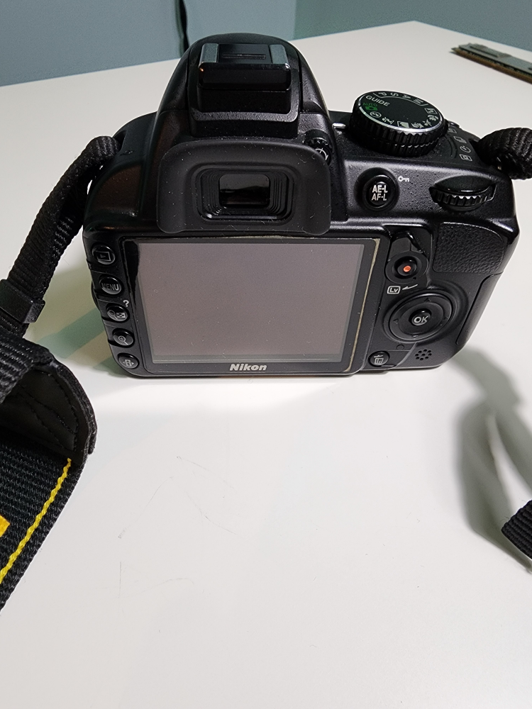 Nikon D3100 DSLR Camera - photo 3