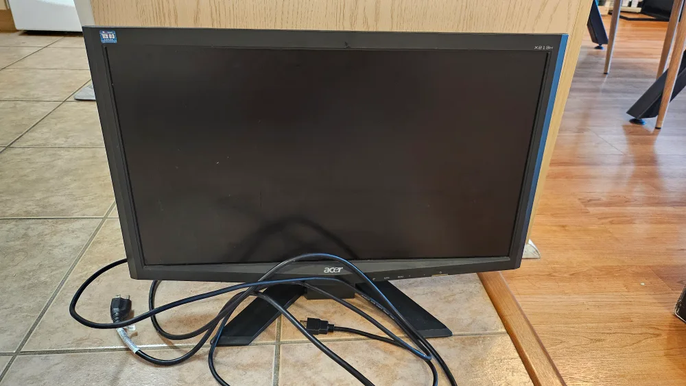 Acer X213H LCD Monitor thumbnail