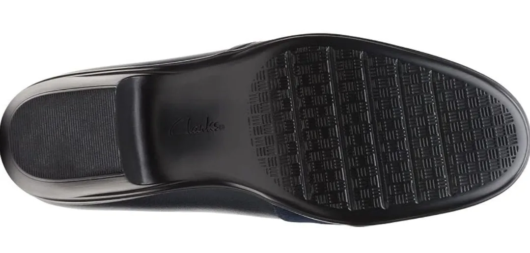 Clarks Women's Emily Step Pump Navy Leather image indicator(5)