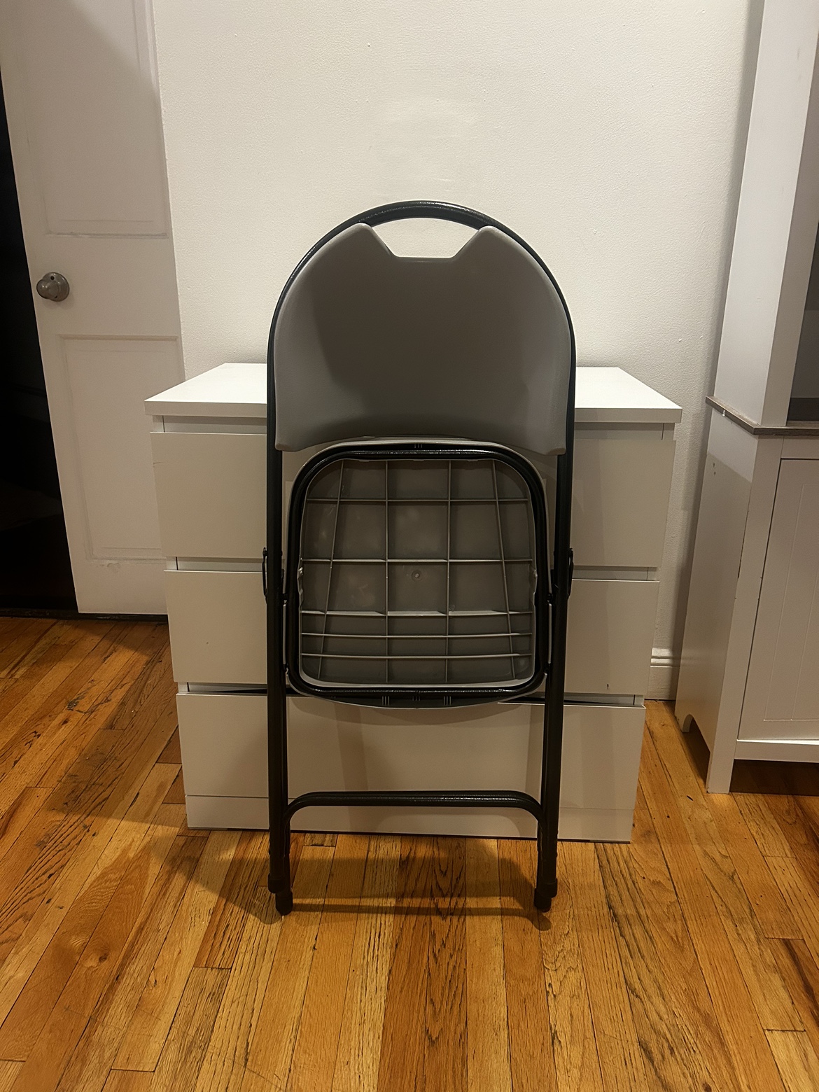 Folding Chair - photo 3