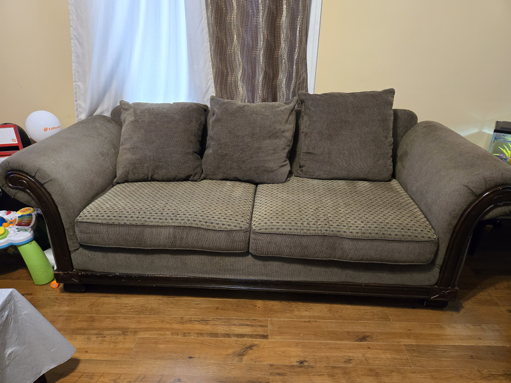 Sofa and Loveseat Set - photo 2