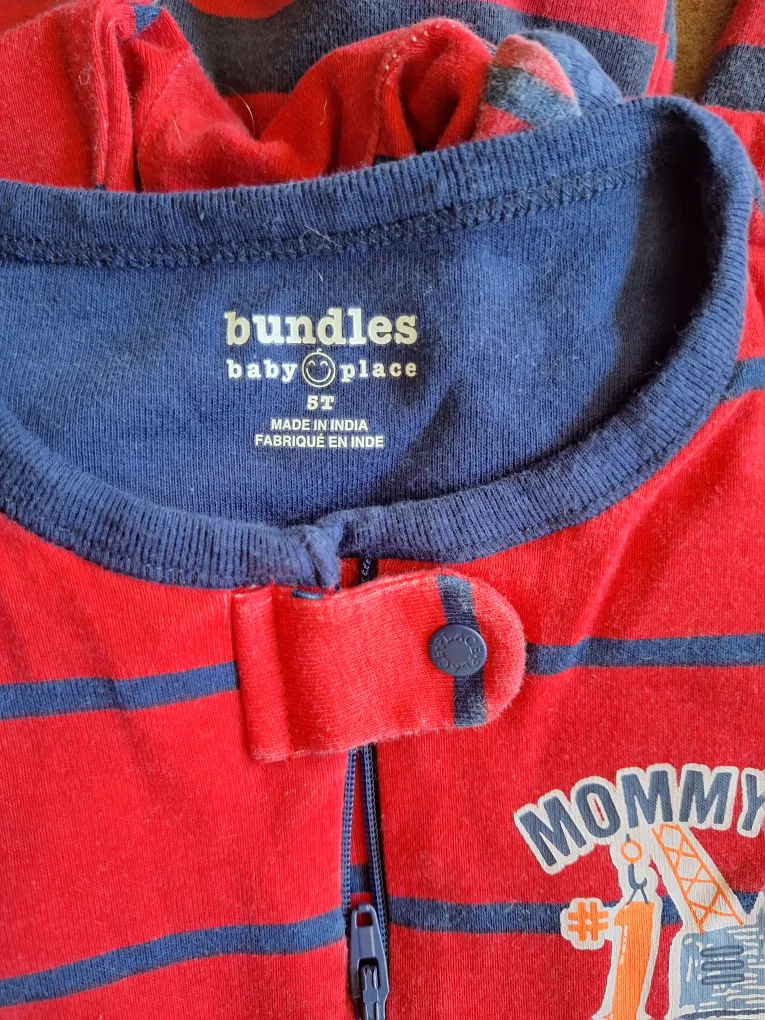 5 footed onsies size 4/5 #freecycle image indicator(3)