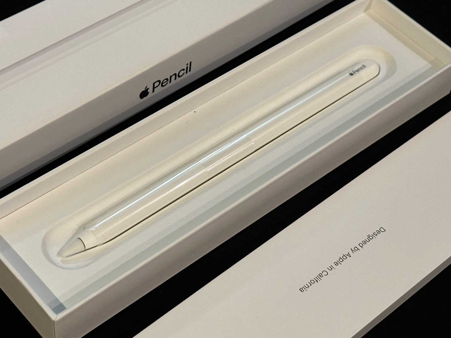 Like new Apple pencil 2 with box