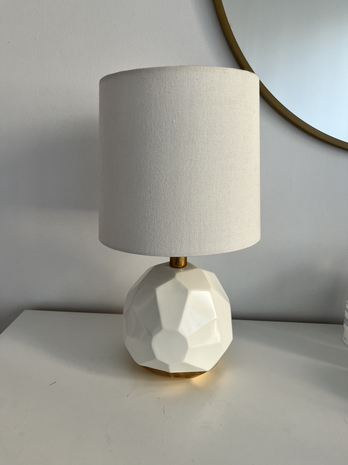 White Geometric Table Lamp