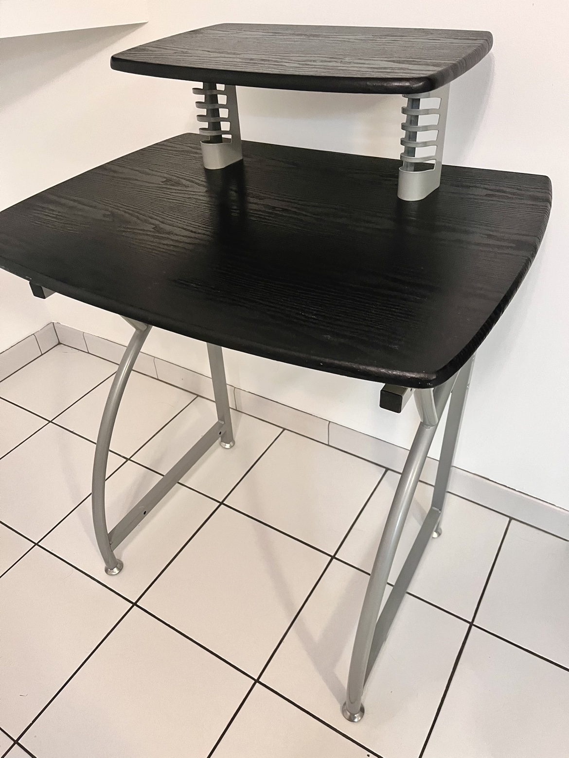 Compact Desk for Sale!! - photo 2