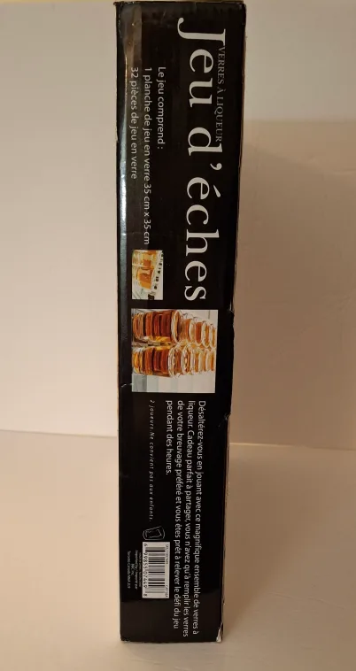 32 SHOT GLASSES CHESS SET GLASS BOARD GAME image indicator(2)