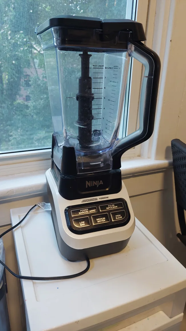 Ninja Pro 1000W blender thumbnail