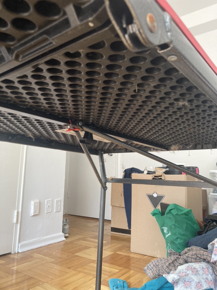 Folding Table from Canadian Tire - photo 3