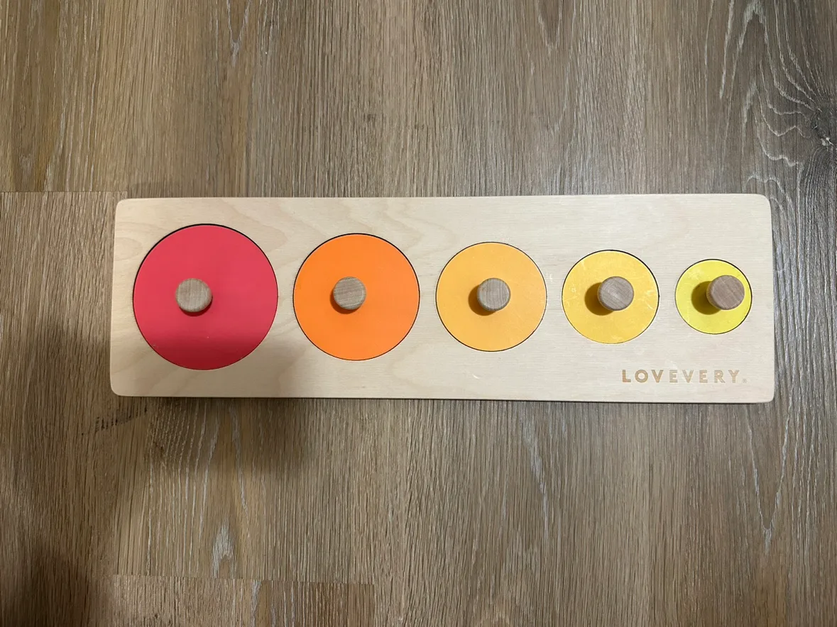 Lovevery Circle of Friends Puzzle - Excellent Condition thumbnail