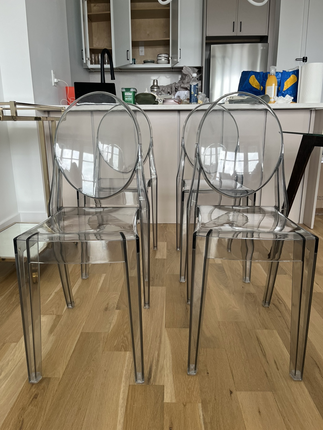 Set of 4 Clear Chairs - photo 2