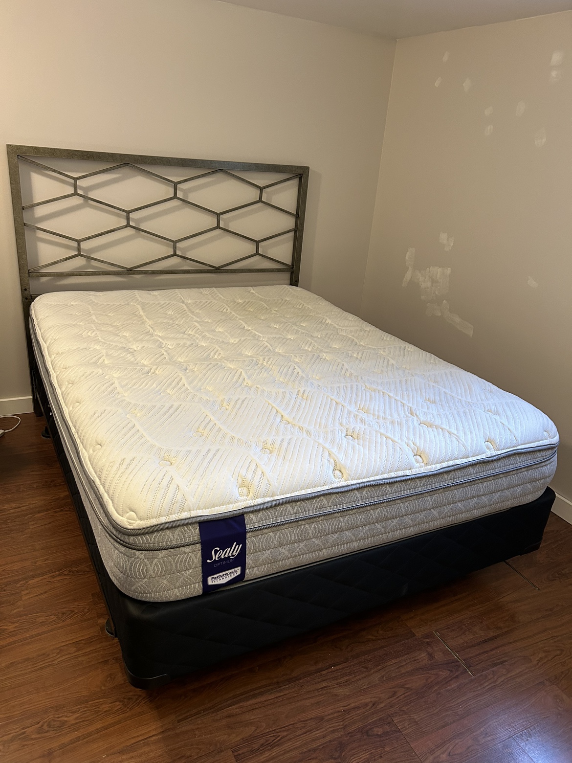 Queen Size Bed Frame with Headboard