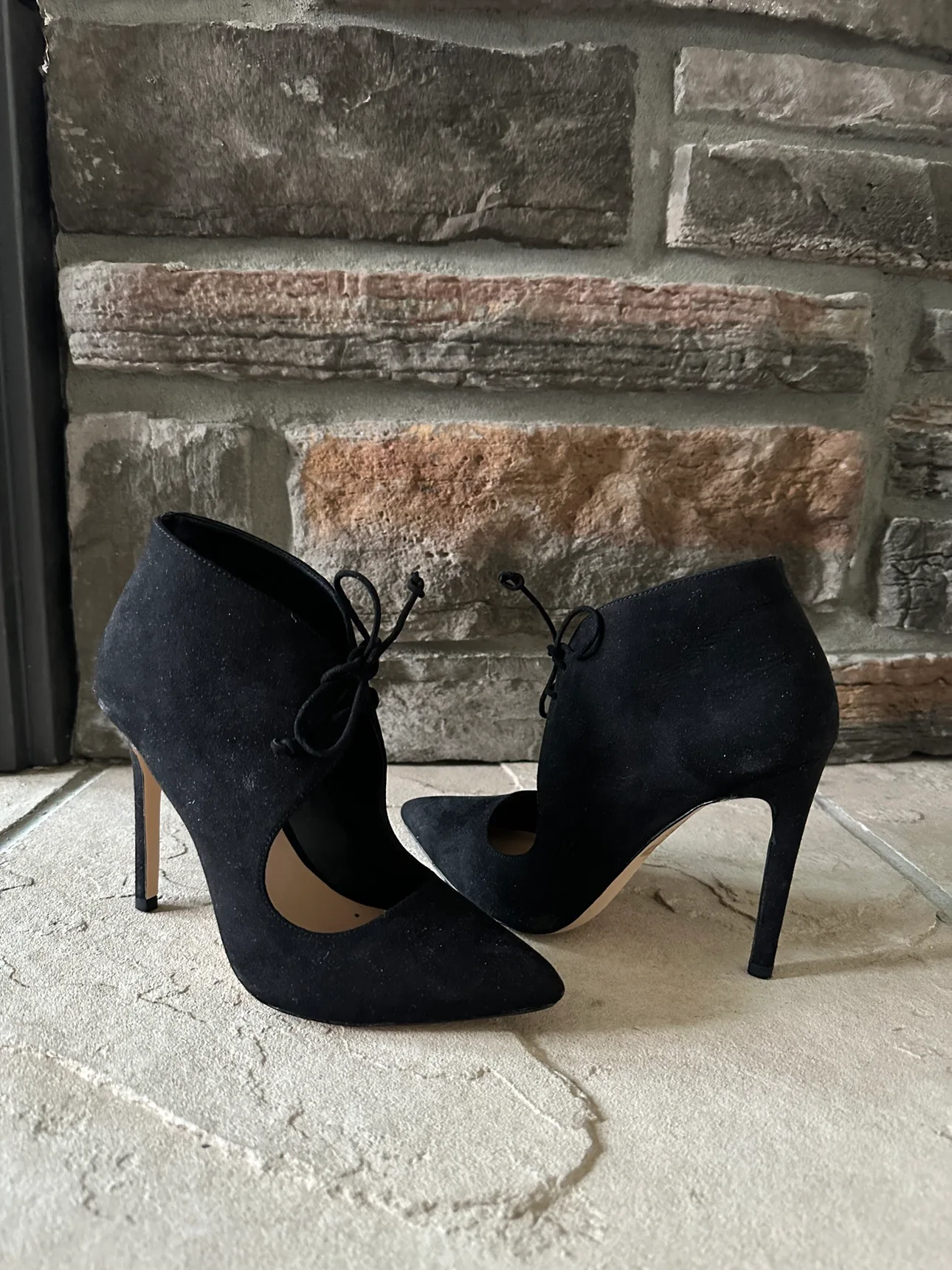 Black Suede Heels image indicator(2)