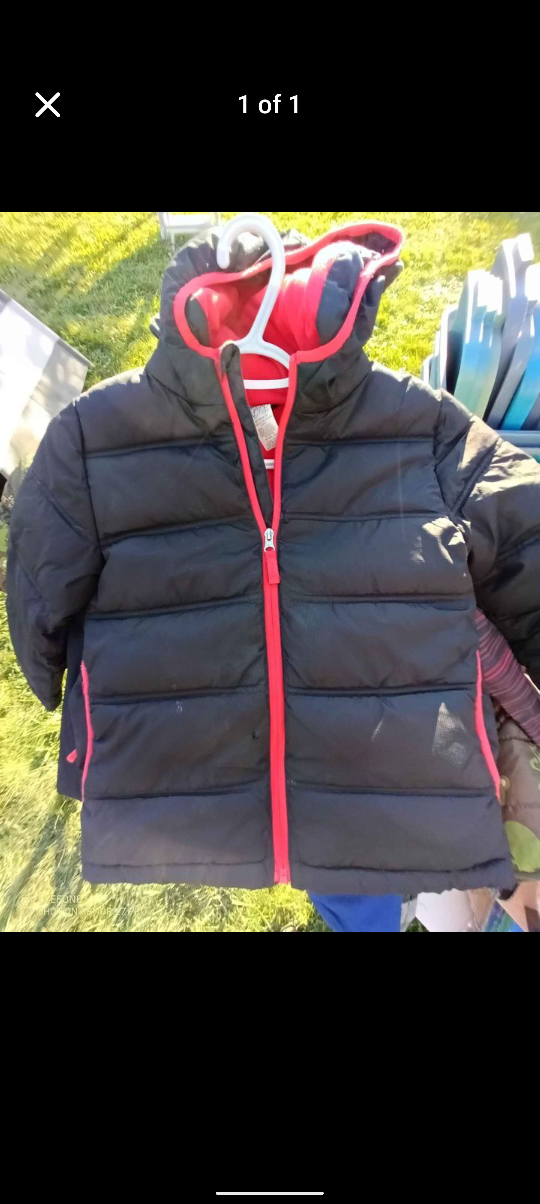 Boys winter coat size 6