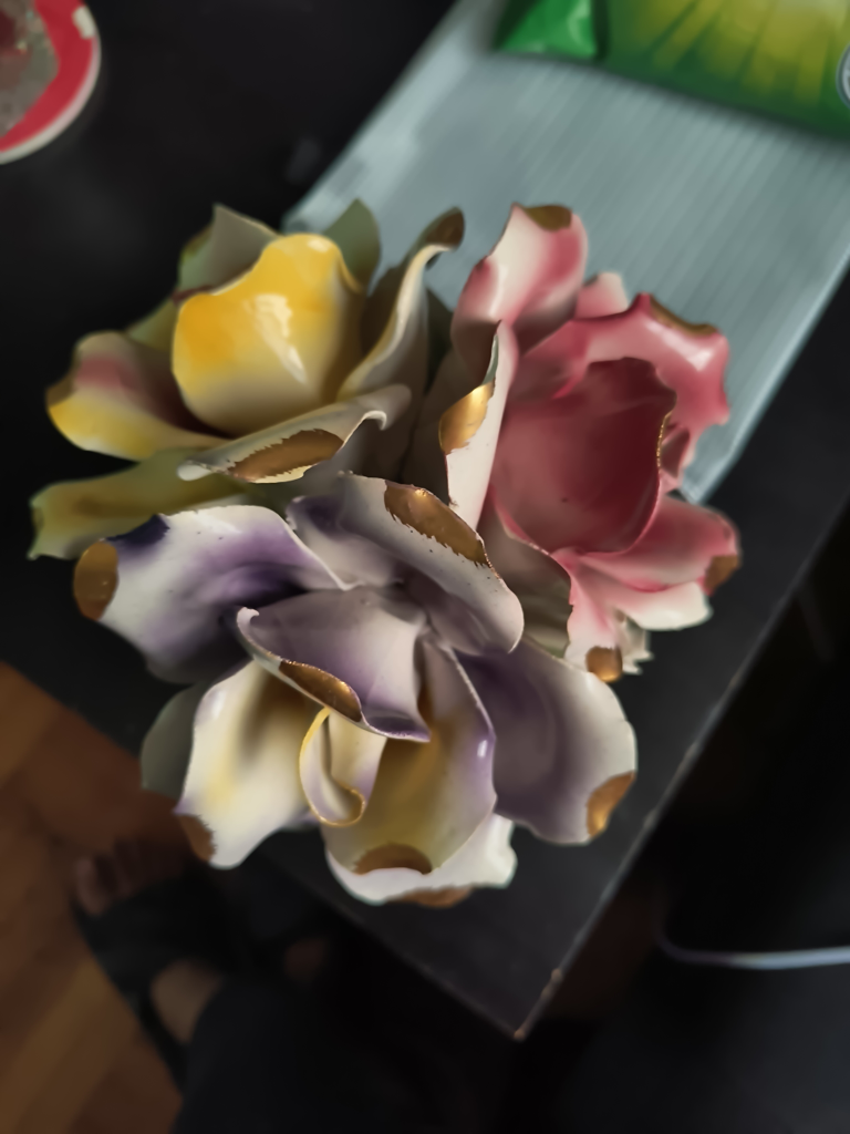 Porcelain Rose Bouquet - photo 2