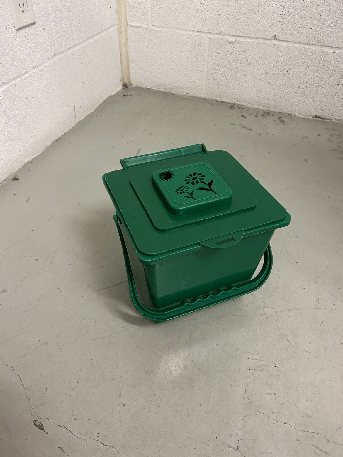 Green Compost Bin #freecycle