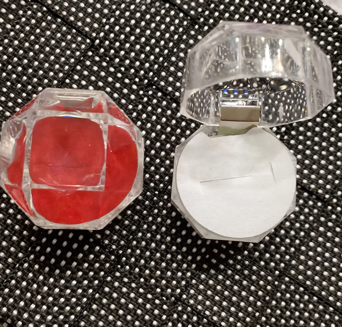 Ring Boxes, image indicator(2)