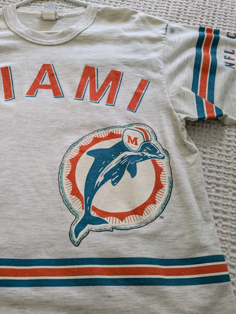 Miami Dolphins T-shirt image indicator(3)