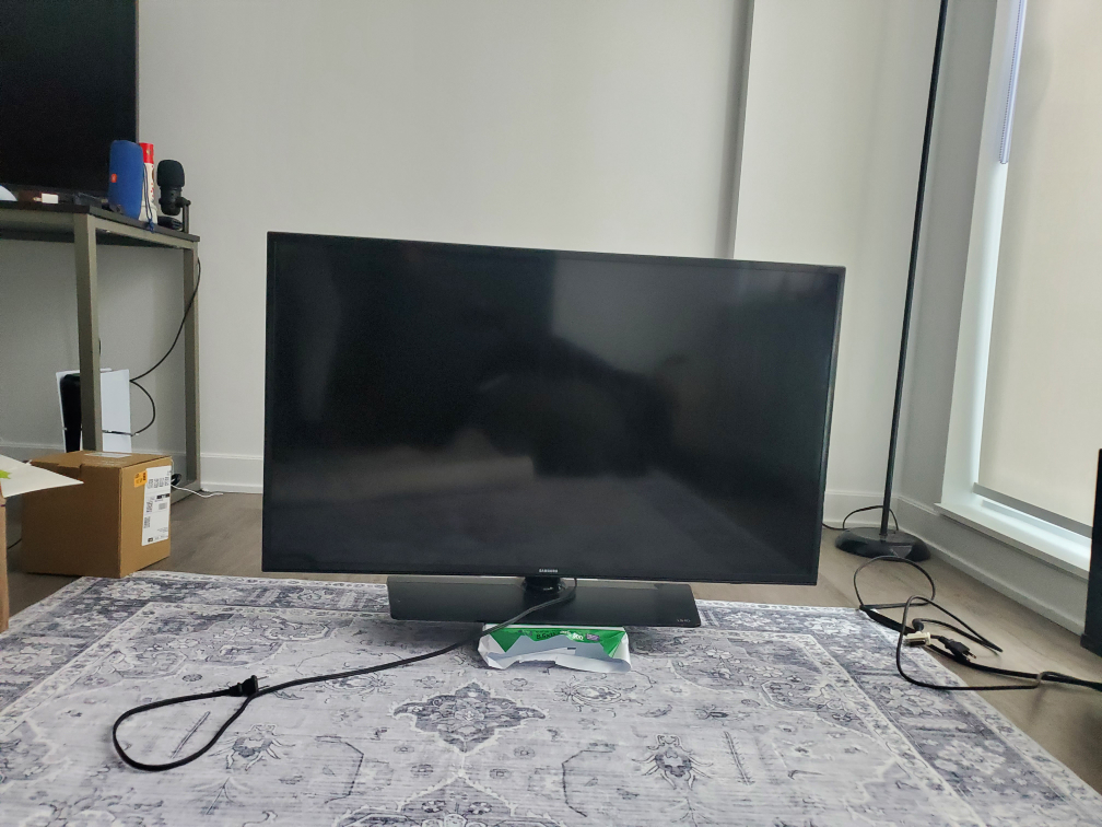 Samsung 40" TV - photo 2