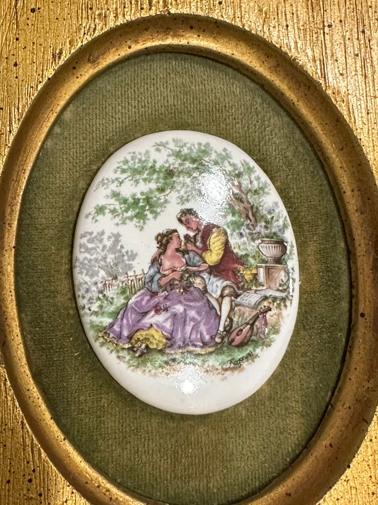 Vintage Framed Set of 3 Ceramic Pictures image indicator(2)