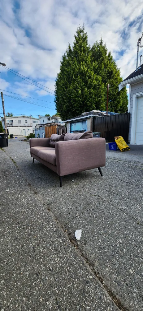 CB2 Loveseat 2 Seater Sofa image indicator(3)