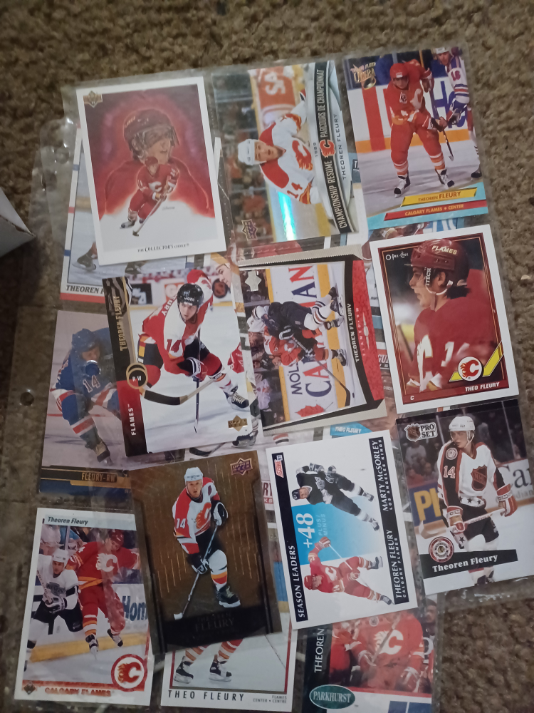 Calgary Flames Upper Deck Hockey Cards - photo 2