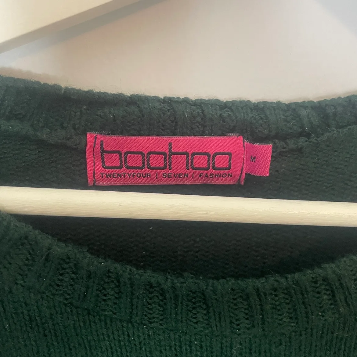 Boohoo Christmas Sweater "LET ME TAKE AN #ELFIE" Size Medium image indicator(4)