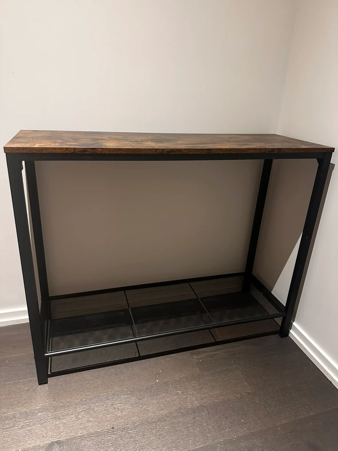 Entryway table thumbnail