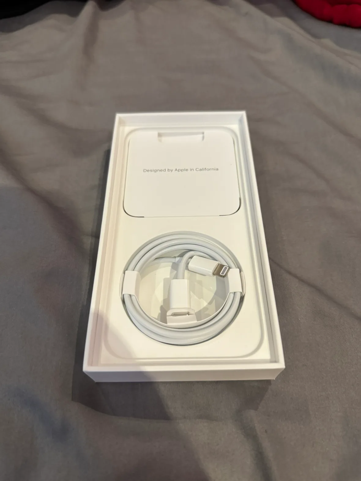 iPhone 14 Midnight Blue Like New! image indicator(4)