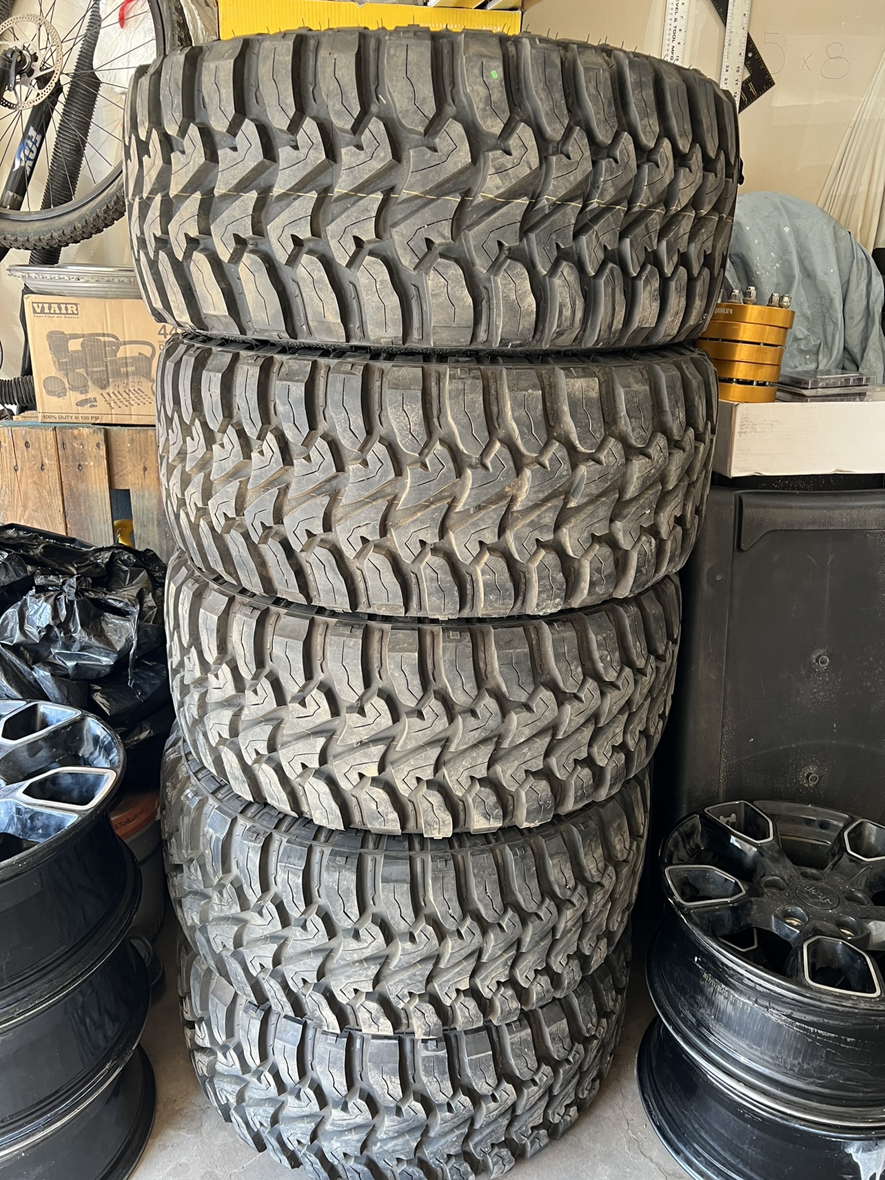Set of 5 Nexen Roadian MTX 33x12.50R18 LT Mud Tires