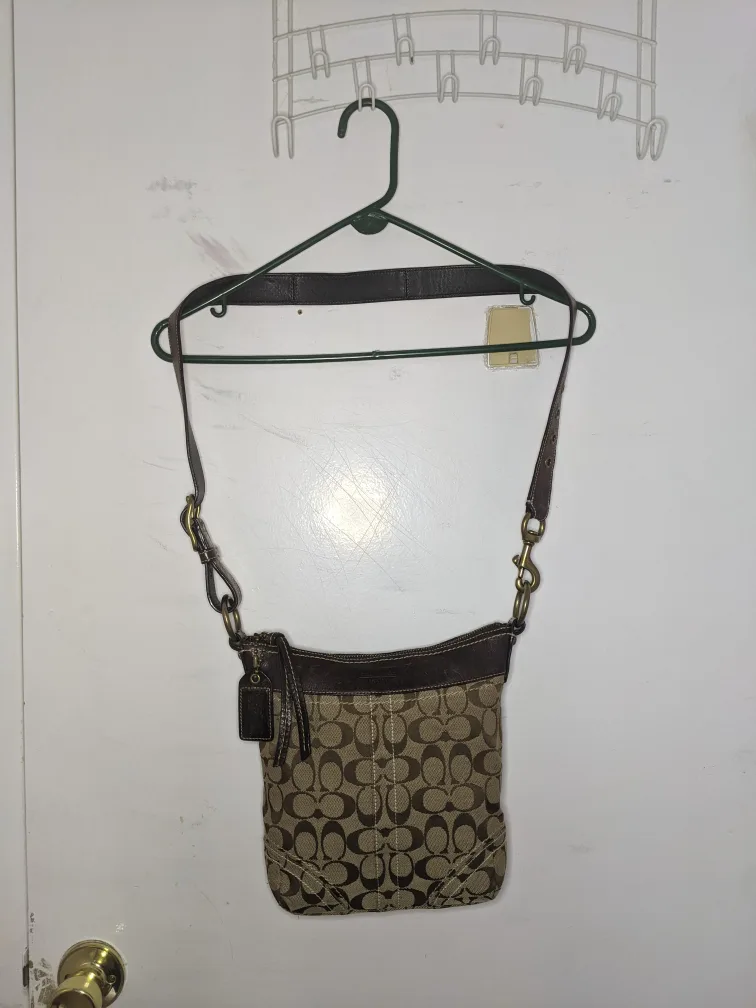 Coach Signature Jacquard Purse Shoulder Crossbody Hobo Bag Brown thumbnail