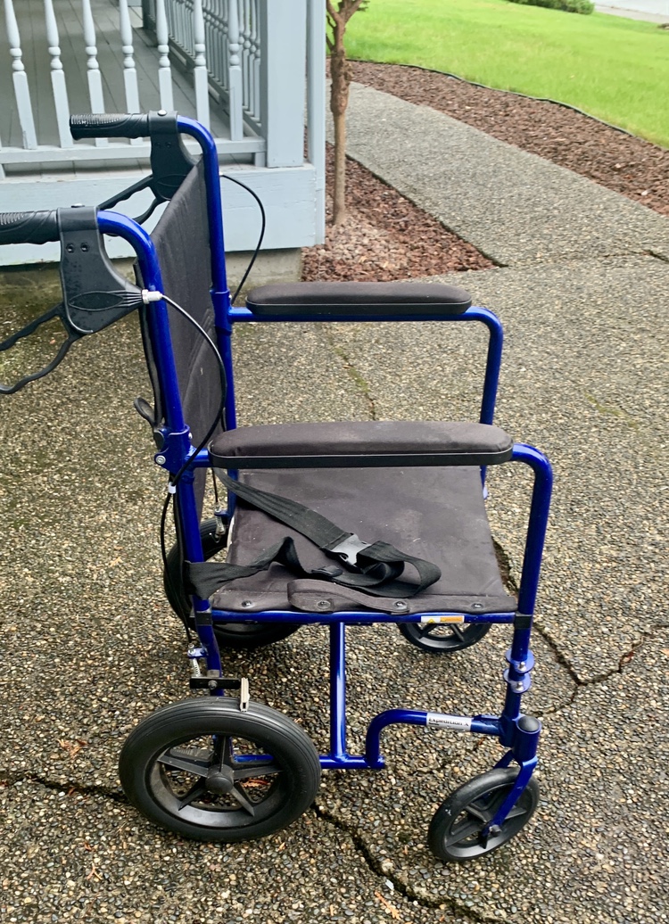 Drive Medical Blue Transport Wheelchair - photo 3