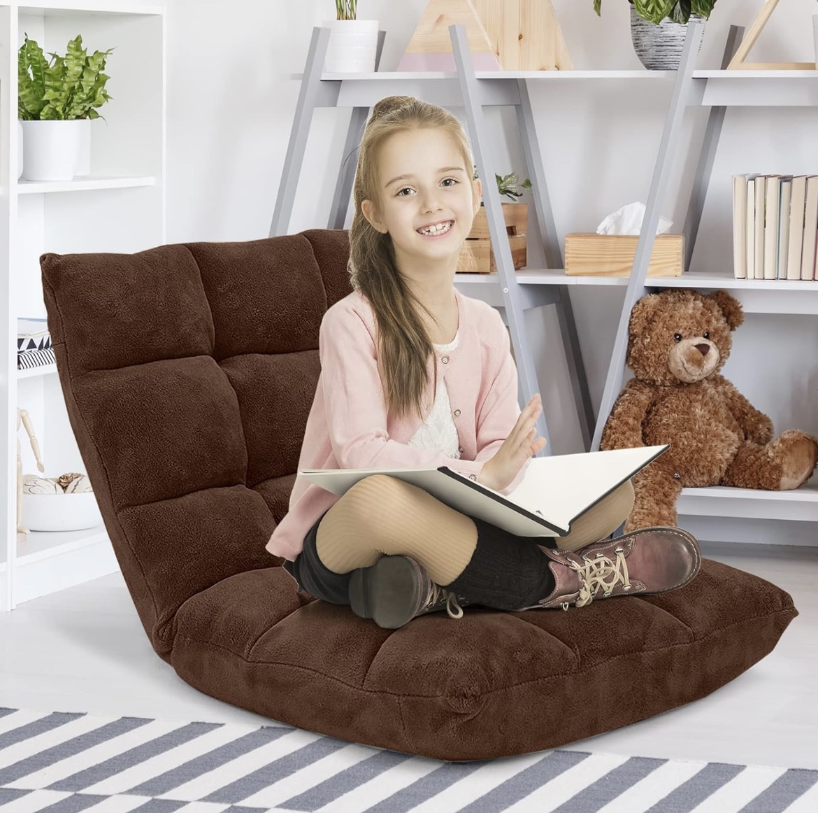 Brown cute mini floor chair - photo 3