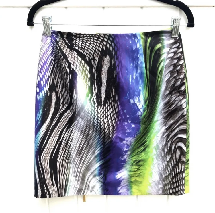 Elie Tahari Multi-Colour Animal Mini Skirt image indicator(6)