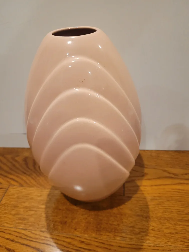 Pink Ceramic Vase image indicator(2)