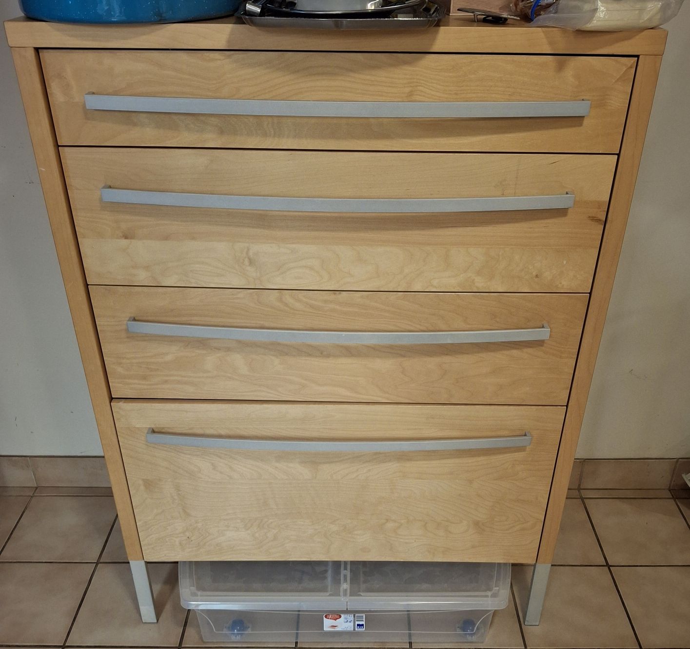 4-Drawer Dresser