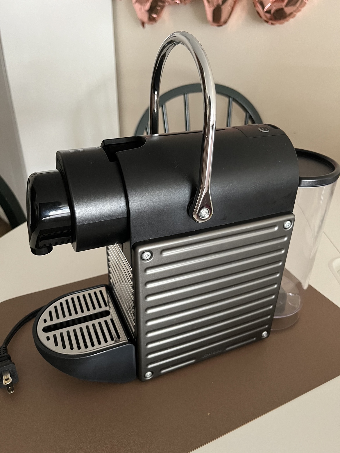 Nespresso Pixie Mini Coffee Machine - photo 3